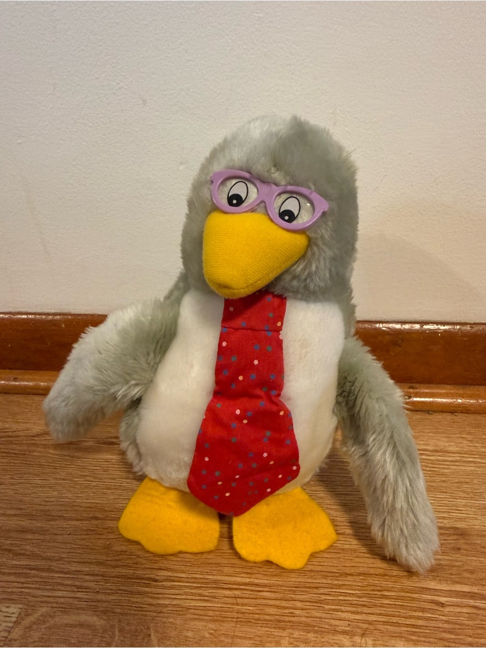 Commonwealth 1987 Gray Penguin Glasses Red Tie Plush Stuffed Animal Toy 8" RARE